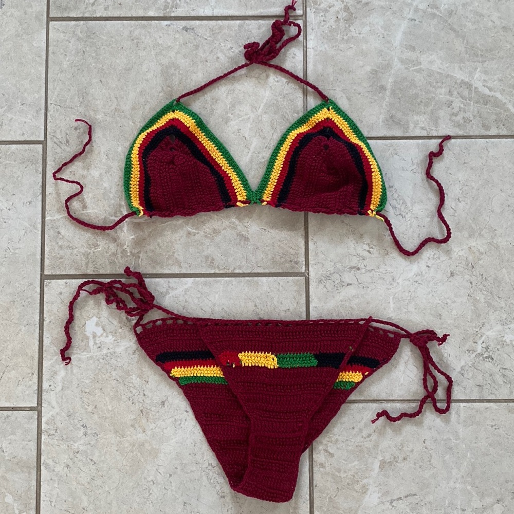 Handmade Crochet Rastafarian Bikini Set Cut Out Detail